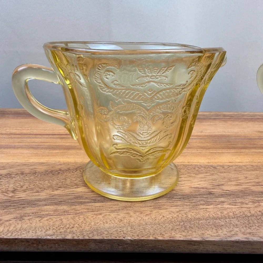 Federal Glass Madrid‎ Amber Yellow Depression Glass Creamer and Sugar Bowl Set